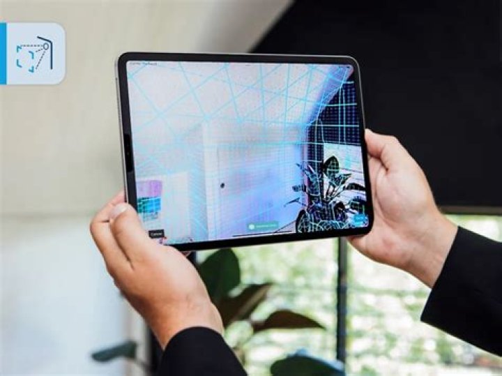 What can you do with the Elan 8 app?